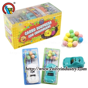Игрушечная машинка с инерционным механизмом и конфетами от Toy Factory